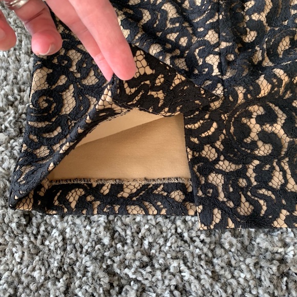 FINAL PRICE! Ann Taylor LOFT skirt - Picture 2 of 7